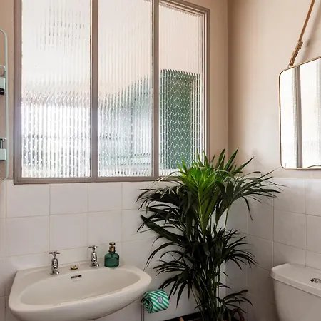 Beautiful Georgian In Centre Apartman *